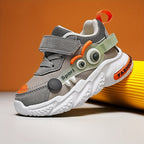 حذاء بتصميم رياضي عصري كرتوني بعيون ثلاثية الأبعاد