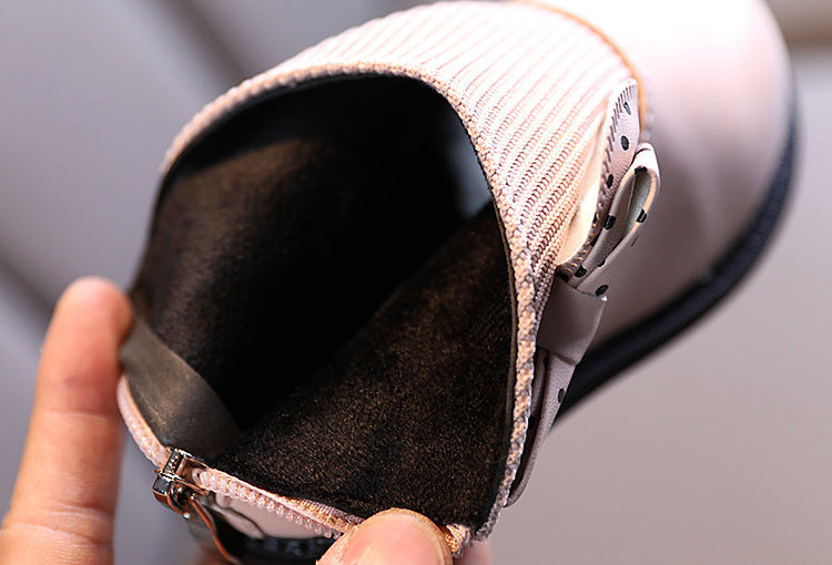 حذاء بناتي أنيق بتصميم عصري مع ربطة جانبية منقّطة