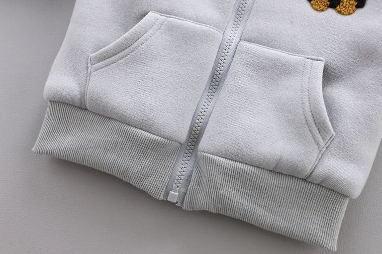 Conjunto de 3 piezas: chaqueta, pantalón y sudadera acolchada, ideal para el invierno.