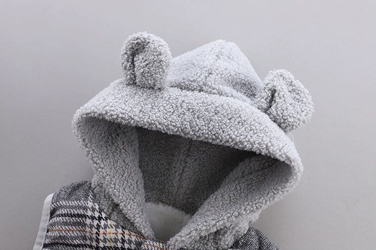 Conjunto de 3 piezas: chaqueta, pantalón y sudadera acolchada, ideal para el invierno.