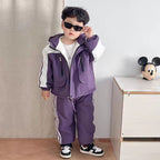 طقم رياضي أنيق من قطعتين بلمسة عصرية