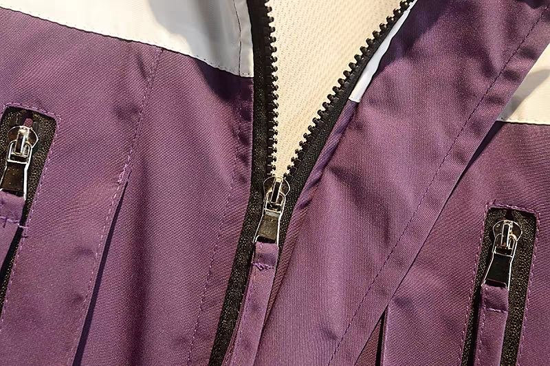 طقم رياضي أنيق من قطعتين بلمسة عصرية