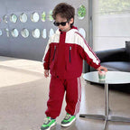 طقم رياضي أنيق من قطعتين بلمسة عصرية