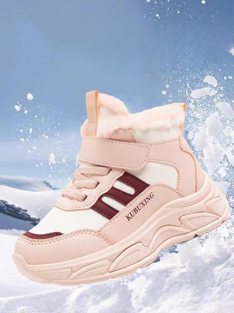 حذاء شتوي أنيق بطانة فرو دافئة وناعمة مناسب للشتاء