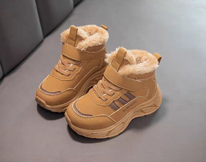 حذاء شتوي أنيق بطانة فرو دافئة وناعمة مناسب للشتاء