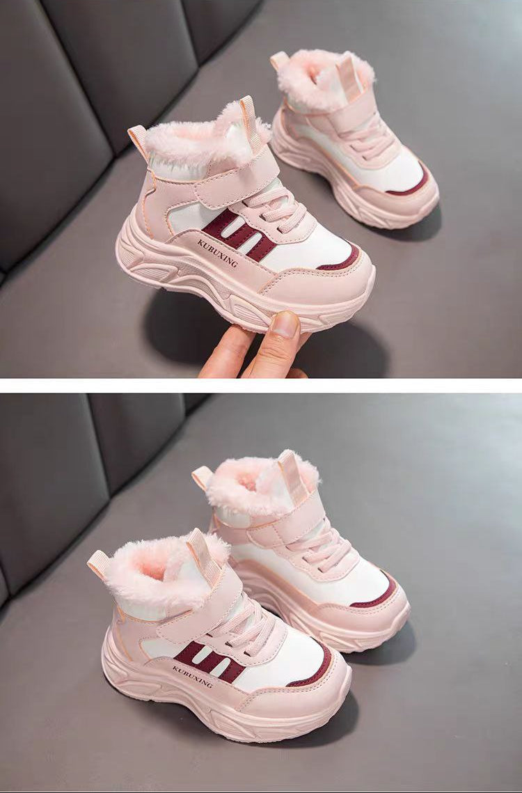 حذاء شتوي أنيق بطانة فرو دافئة وناعمة مناسب للشتاء