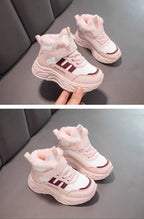 حذاء شتوي أنيق بطانة فرو دافئة وناعمة مناسب للشتاء