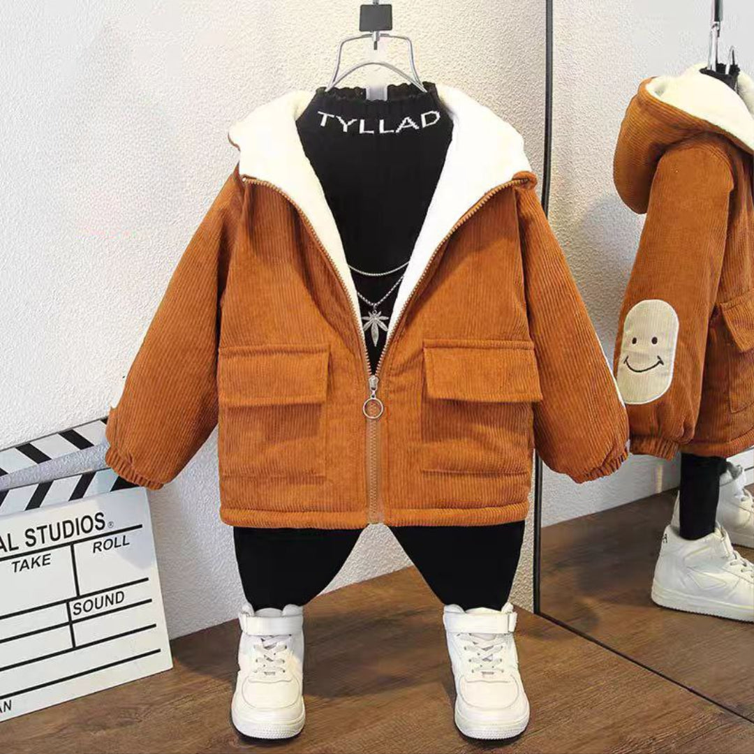 Chaqueta de invierno acolchada con capucha cálida