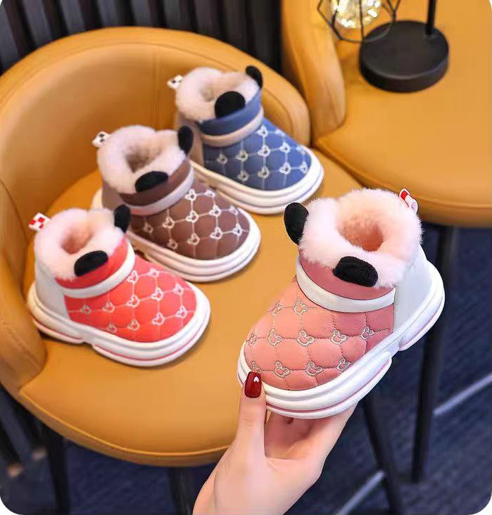 حذاء شتوي دافئ بتصميم عصري