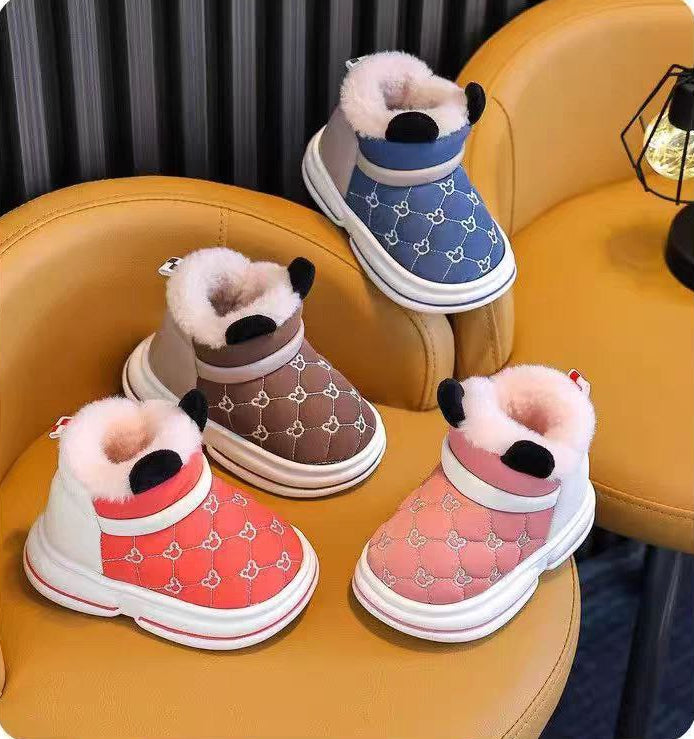 حذاء شتوي دافئ بتصميم عصري