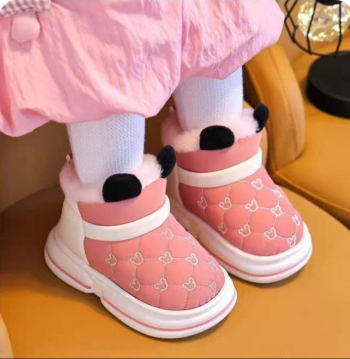 حذاء شتوي دافئ بتصميم عصري