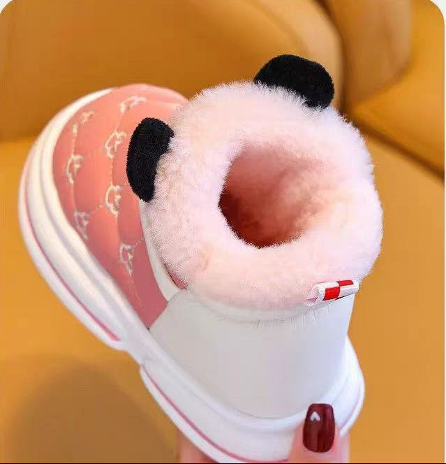 حذاء شتوي دافئ بتصميم عصري