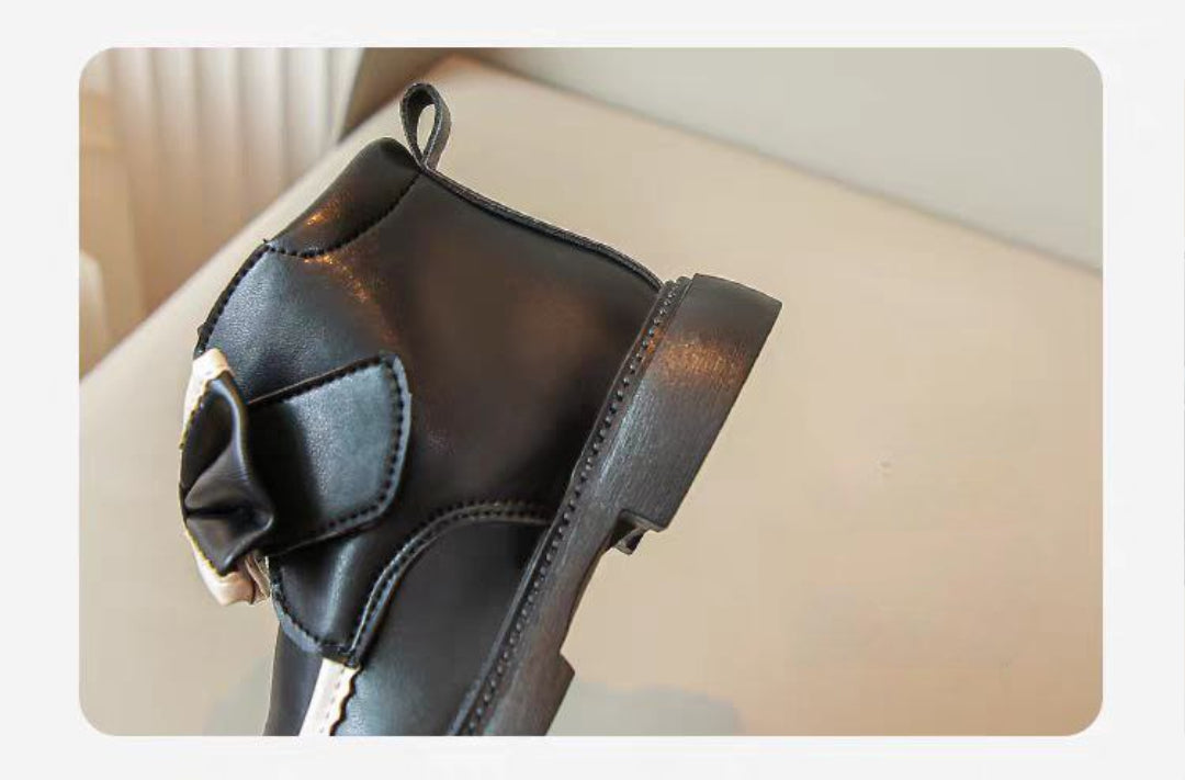 حذاء شتوي أنيق بفيونكة فاخرة