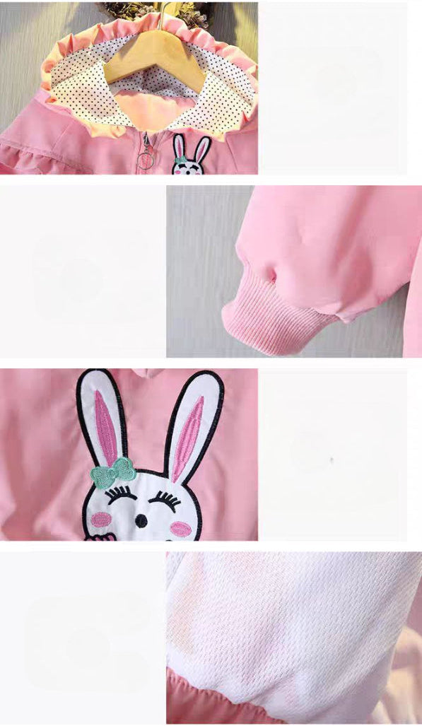 Chaqueta encantadora con diseño de conejo bordado
