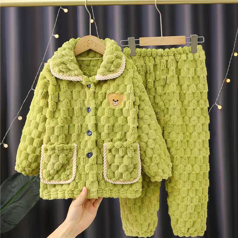 Pijamas de invierno cálidas para niños