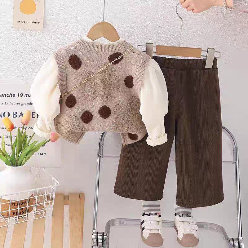 Conjunto casual de 3 piezas, ideal para el invierno.