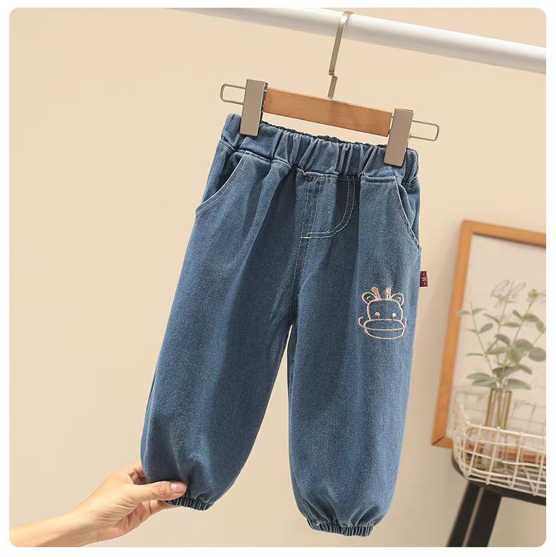 Conjunto de 3 piezas: camiseta de algodón, chaqueta de punto y pantalón vaquero