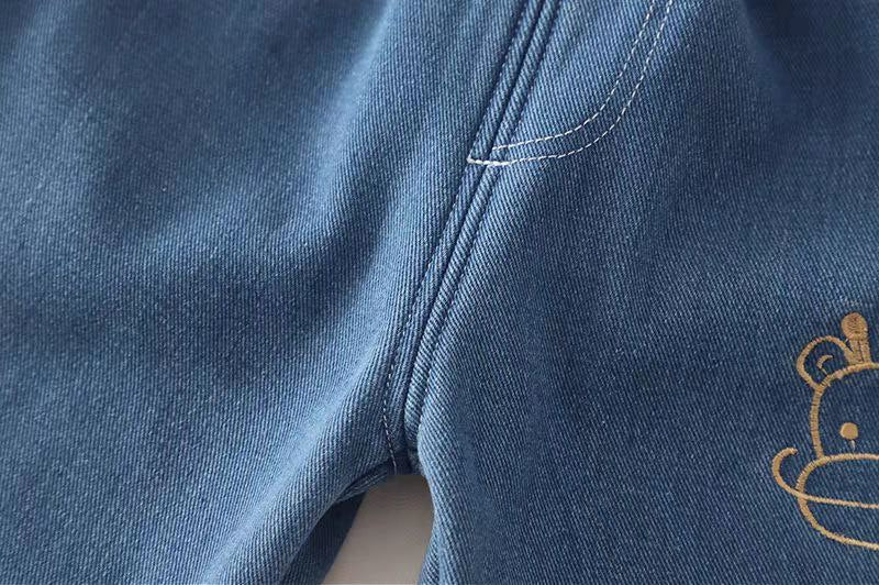 Conjunto de 3 piezas: camiseta de algodón, chaqueta de punto y pantalón vaquero