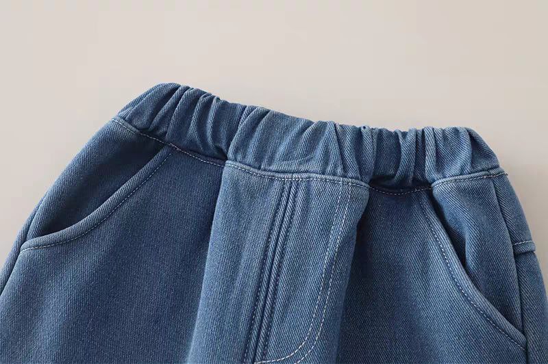 Conjunto de 3 piezas: camiseta de algodón, chaqueta de punto y pantalón vaquero