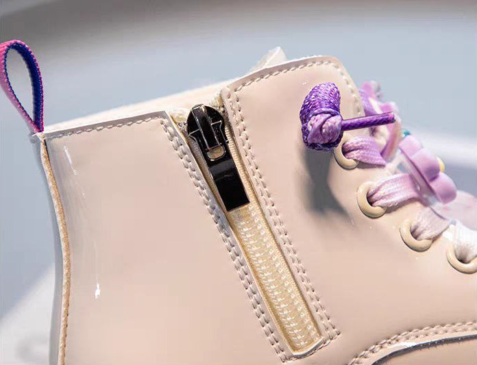 بوت بناتي شتوي بتصميم عصري لامع