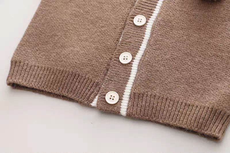 Conjunto de 3 piezas: camisa de cuadros, chaleco de lana y pantalón