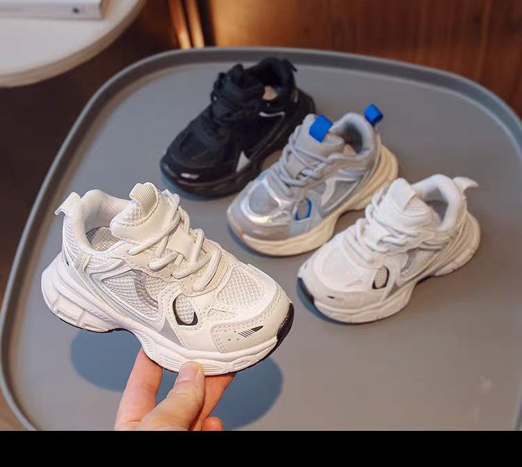 سنيكرز رياضي للاطفال بتصميم عصري