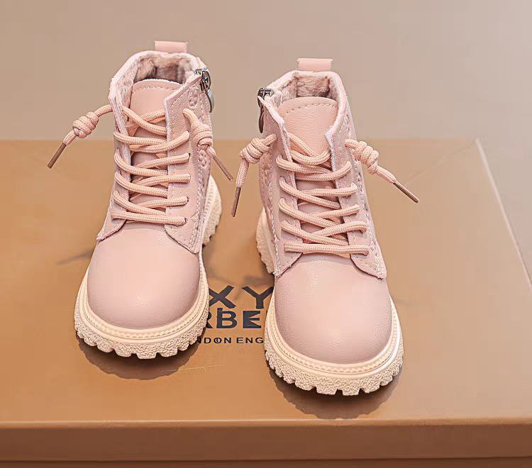 بوت شتوي دافئ وردي مناسب لشتاء