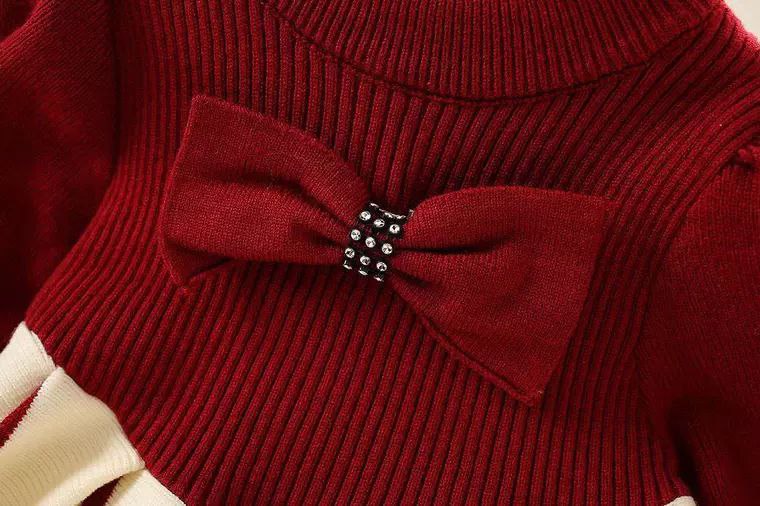 Vestido de invierno cálido con diseño de lazos de satén.