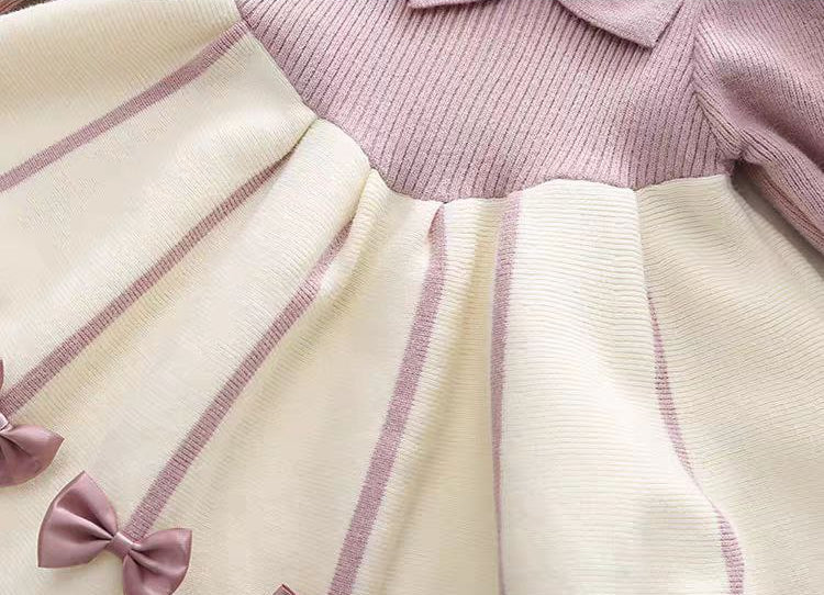 Vestido de invierno cálido con diseño de lazos de satén.