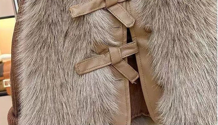 Conjunto de invierno elegante para niñas de 3 piezas: diseño refinado con detalles de piel sintética.