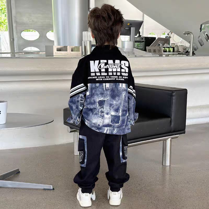 Conjunto casual de 2 piezas: chaqueta y pantalón con diseño denim moderno