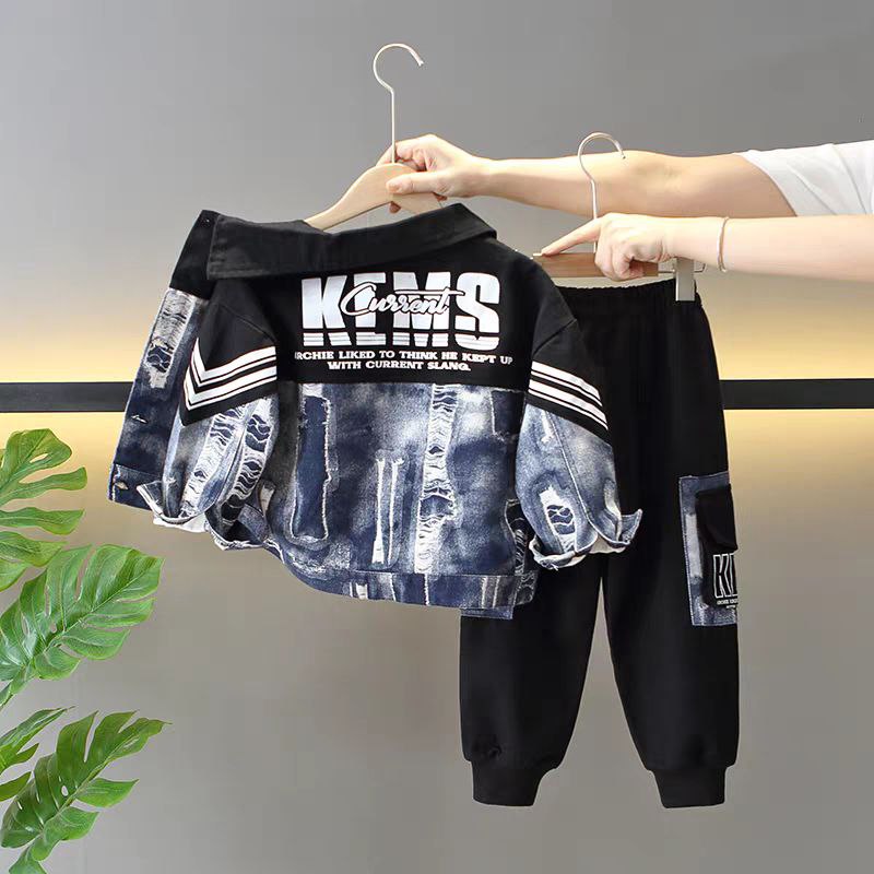 Conjunto casual de 2 piezas: chaqueta y pantalón con diseño denim moderno