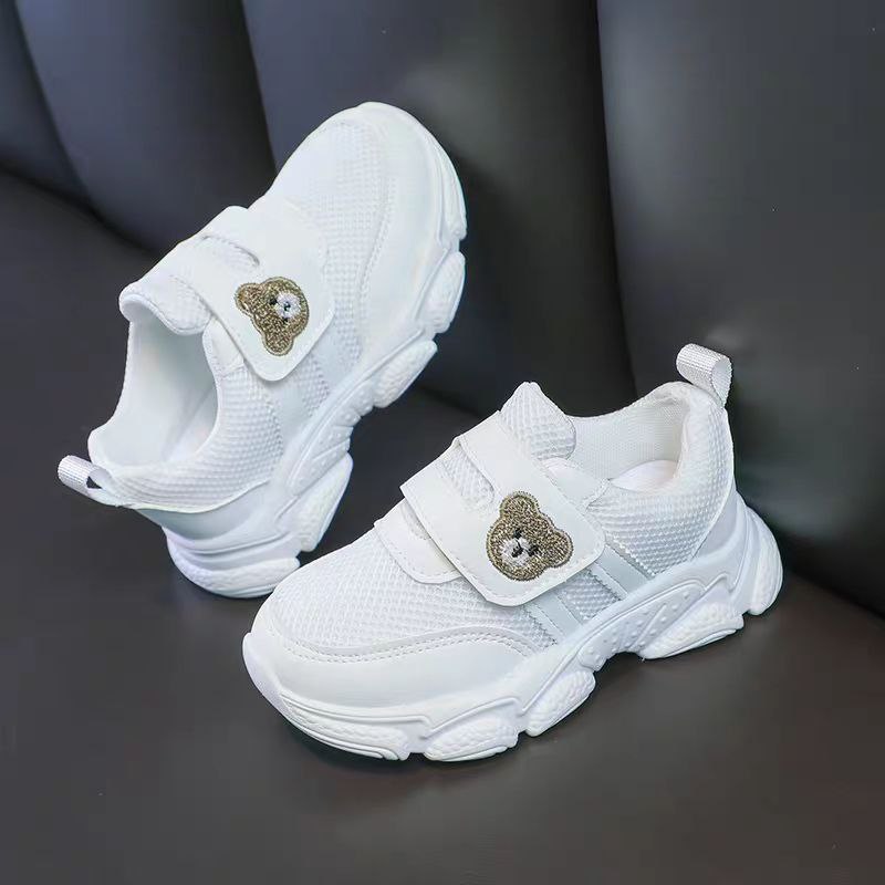 حذاء رياضي ابيض للاطفال