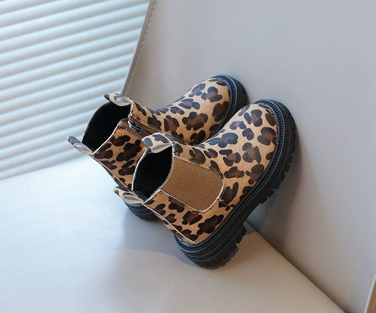 حذاء شتوي بطبعة جلد النمر