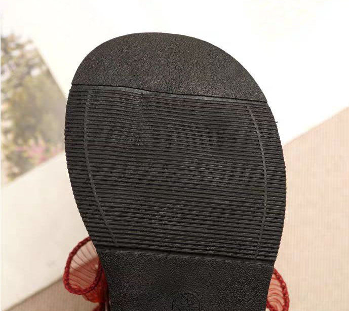 حذاء بناتي بتصميم كلاسيكي لامع