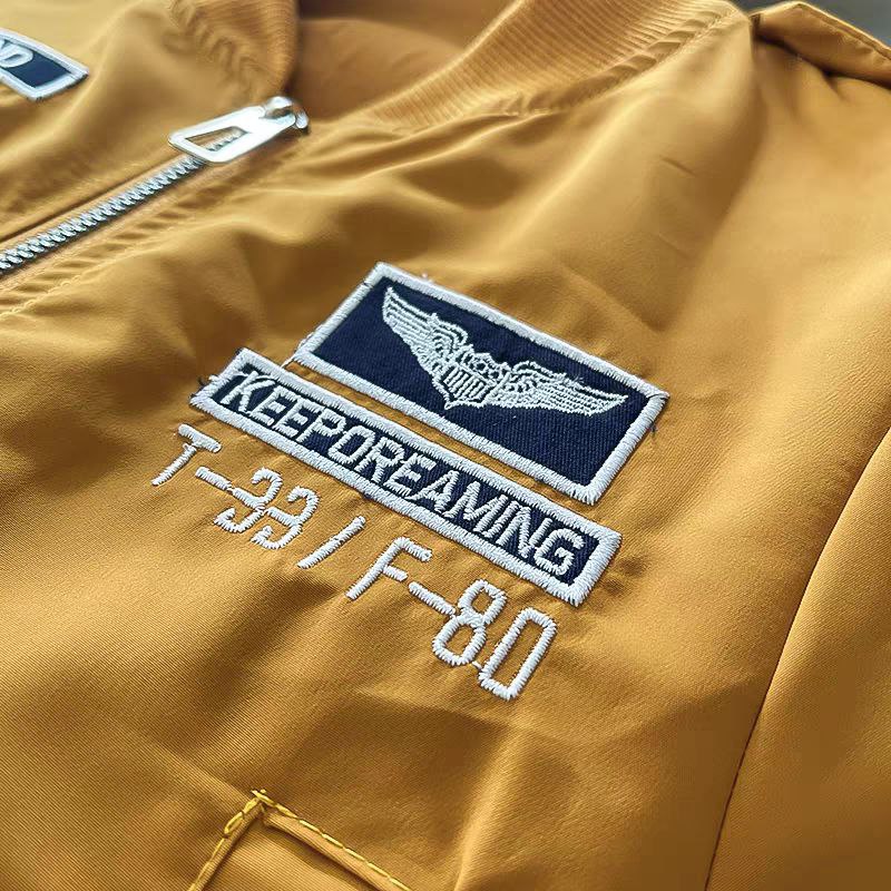 Conjunto de 3 piezas con diseño moderno