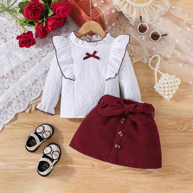 Conjunto de 2 piezas: blusa blanca con volantes y falda de pana con lazo 🤍🎀