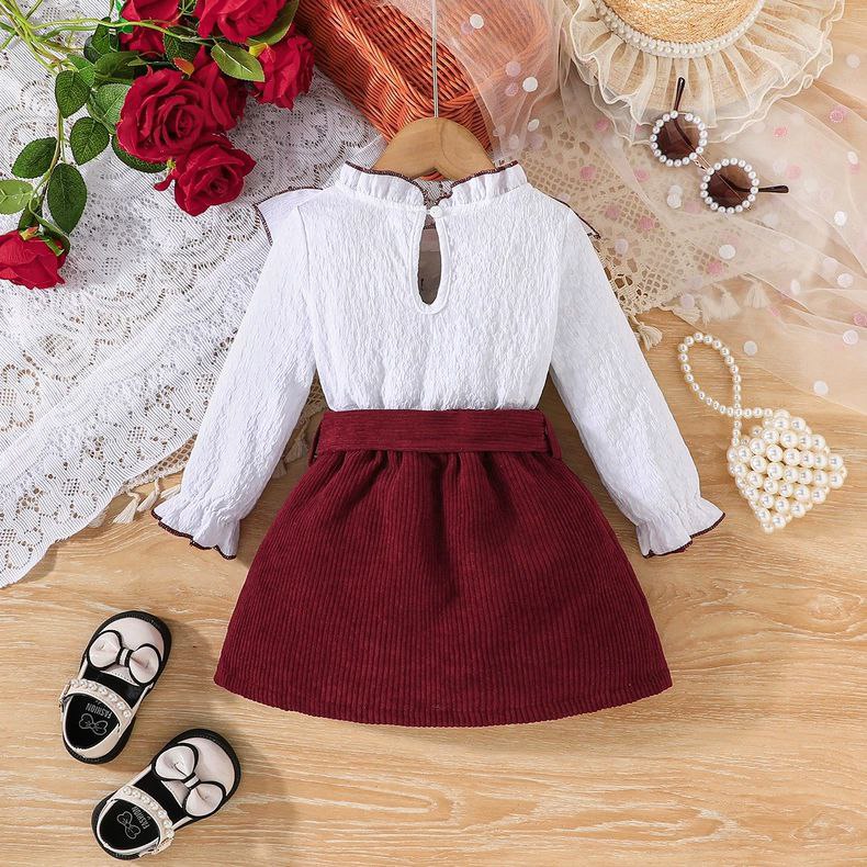 Conjunto de 2 piezas: blusa blanca con volantes y falda de pana con lazo 🤍🎀