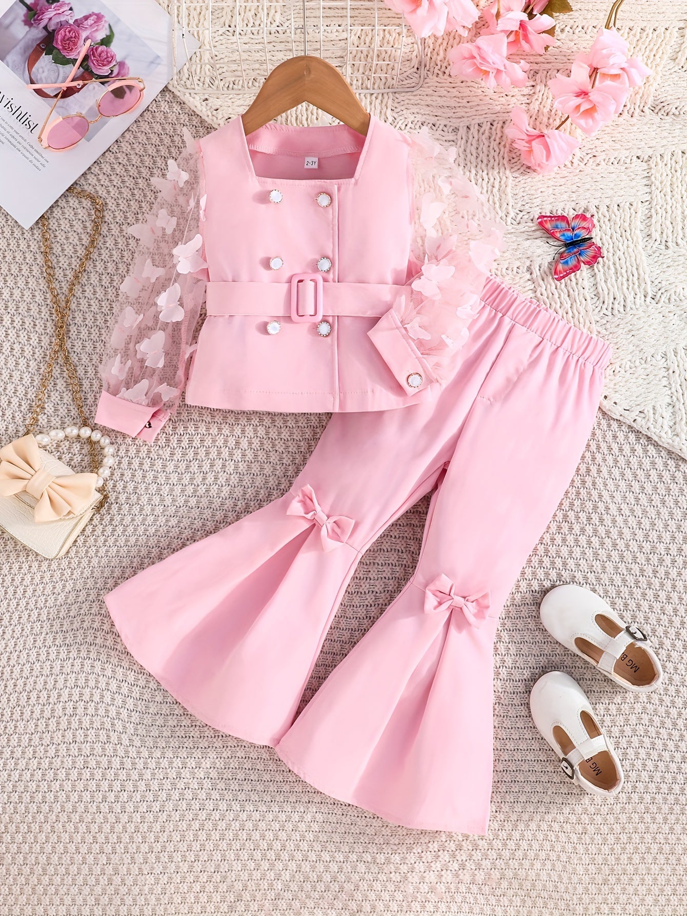 Conjunto infantil de 3 piezas en color lila claro: blusa de mangas transparentes y pantalón ancho 💜✨