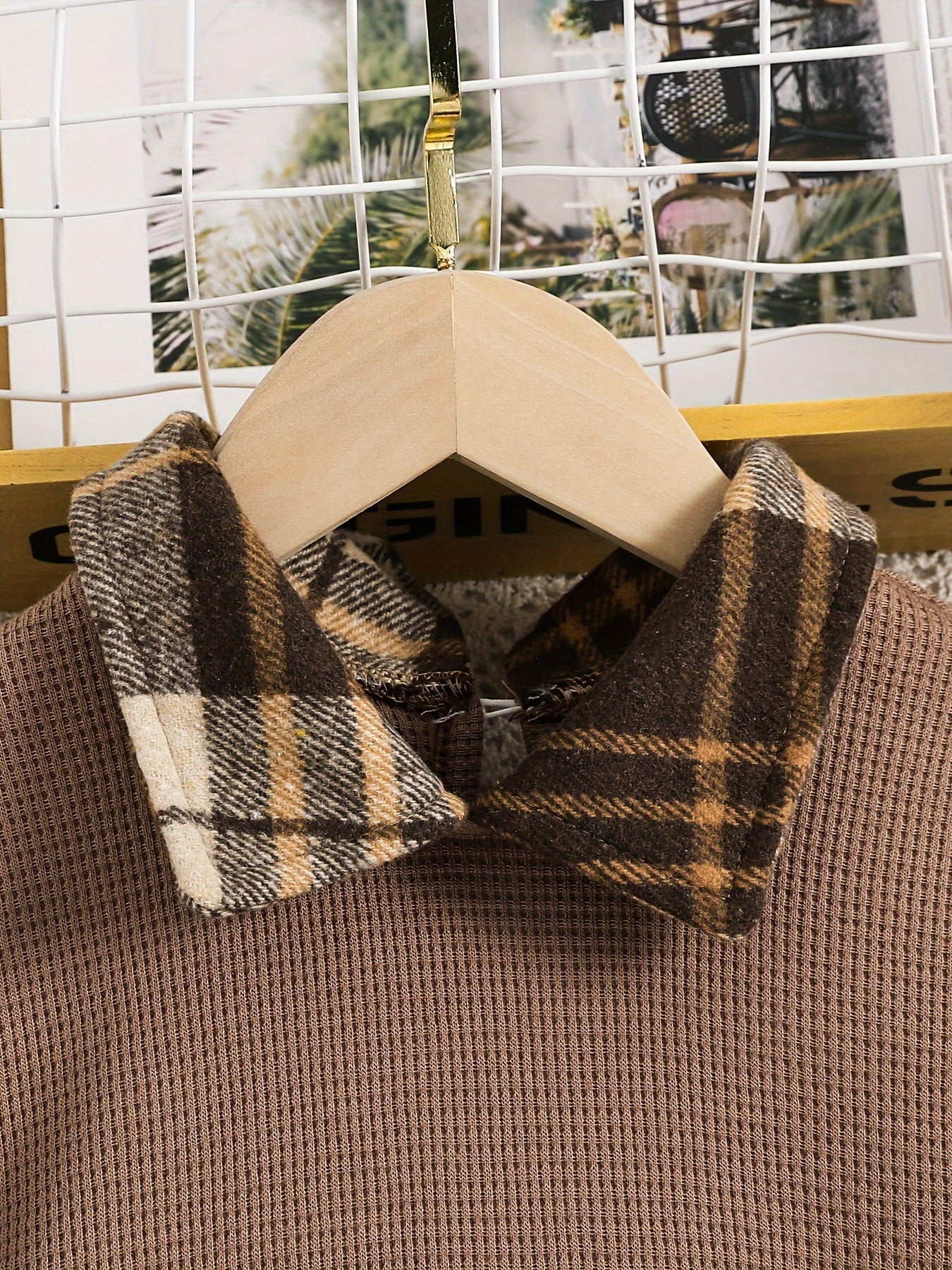 Vestido para niña de tejido de lana suave, ideal para el invierno.