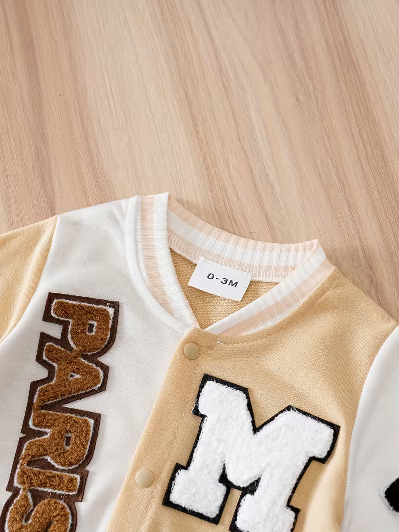 Mono de una sola pieza con botones frontale