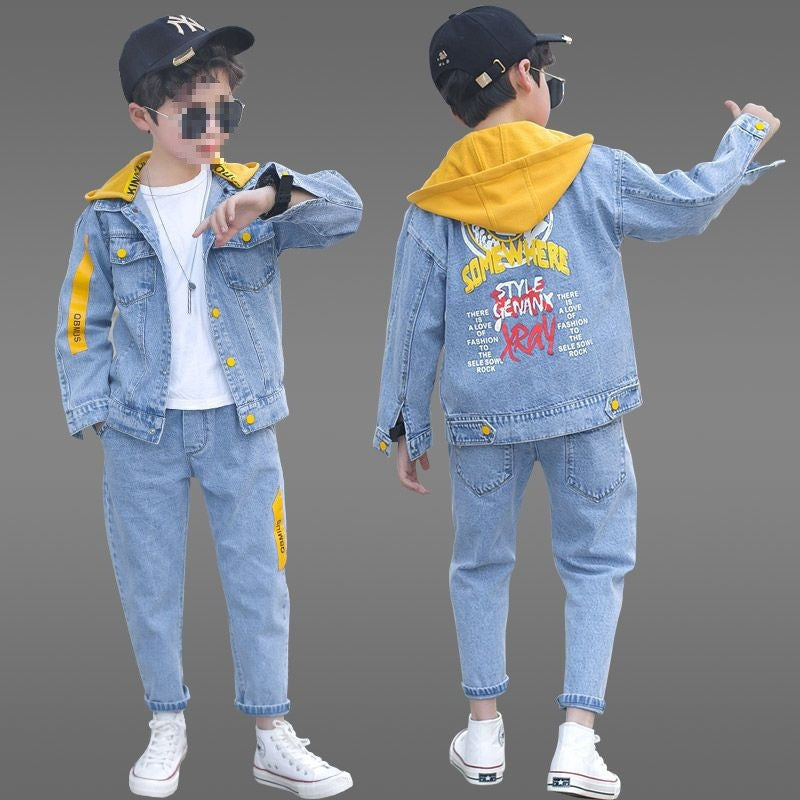 Conjunto de 3 piezas: chaqueta vaquera, sudadera interior con capucha y pantalón vaquero