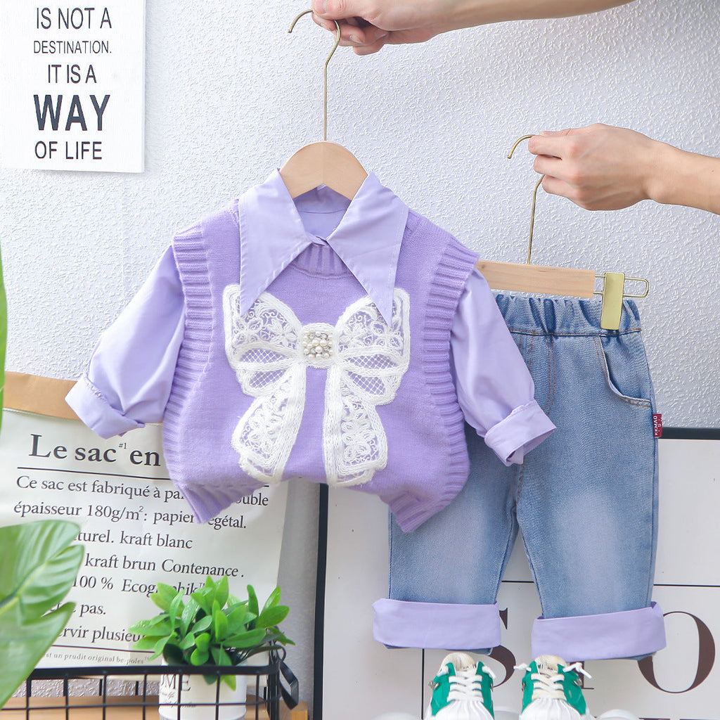 Conjunto de 3 piezas: camisa de manga larga, chaleco de lana decorado y pantalón vaquero