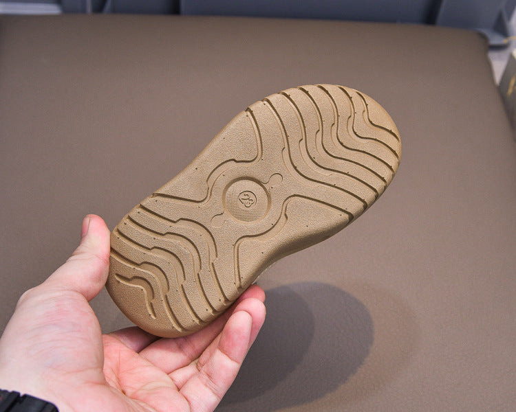 حذاء شتوي دافئ بتصميم عصري