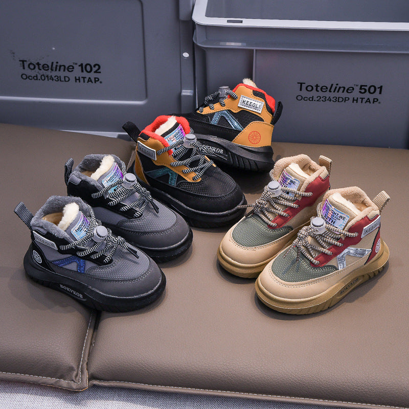 حذاء شتوي دافئ بتصميم عصري