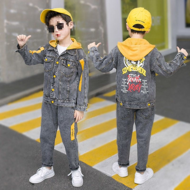 Conjunto de 3 piezas: chaqueta vaquera, sudadera interior con capucha y pantalón vaquero