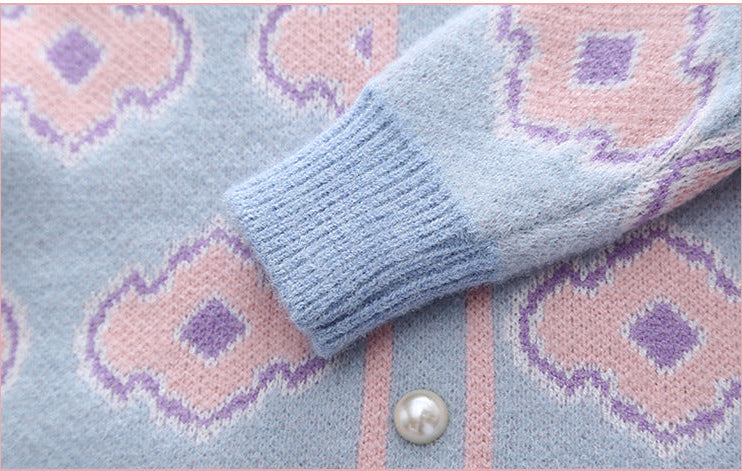 Vestido de tejido tejido suave con textura cómoda.