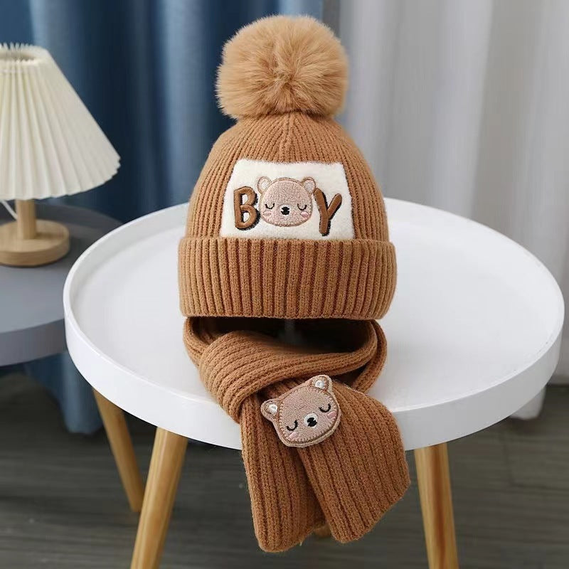 Conjunto de gorro y bufanda de invierno para niños – Calidez de lana y diseño cómodo.
