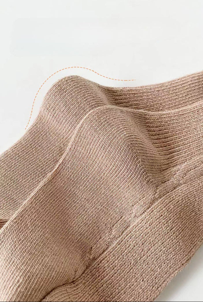 Calcetines largos y cálidos con diseño de lazo clásico