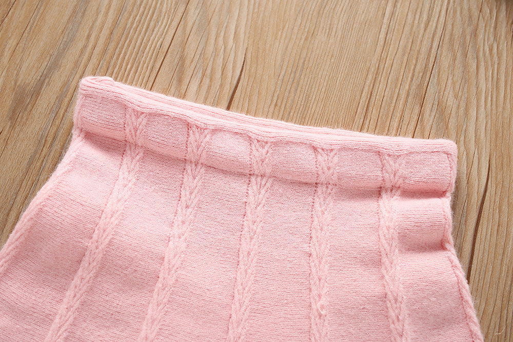 Vestido de niña de invierno suave con un toque de encaje de dos piezas.